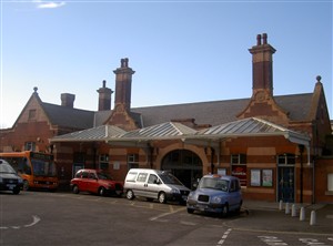 Photo: Illustrative image for the 'Kettering railway station' page